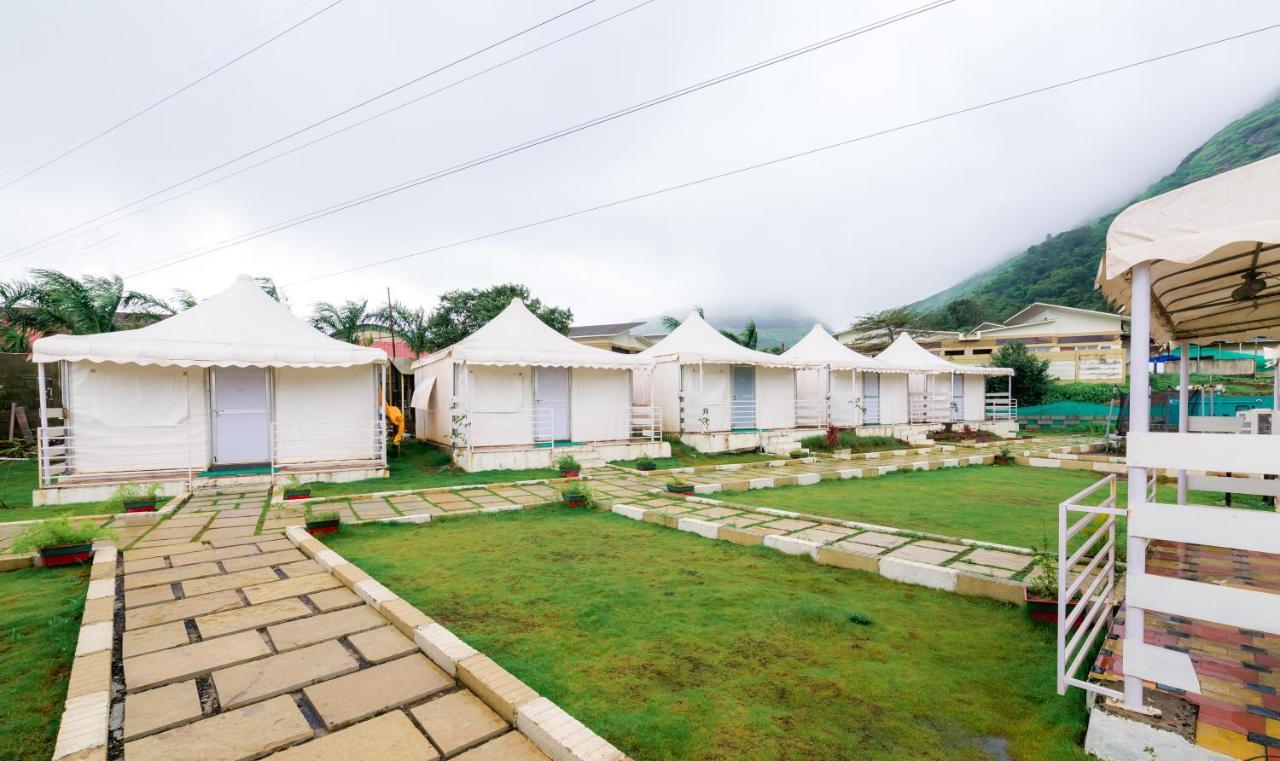 1 India Resort, 이가트푸리 외부 사진